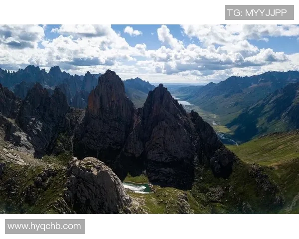 岗山绿雉与群马温泉的奇妙邂逅探寻自然与温泉的完美结合之旅